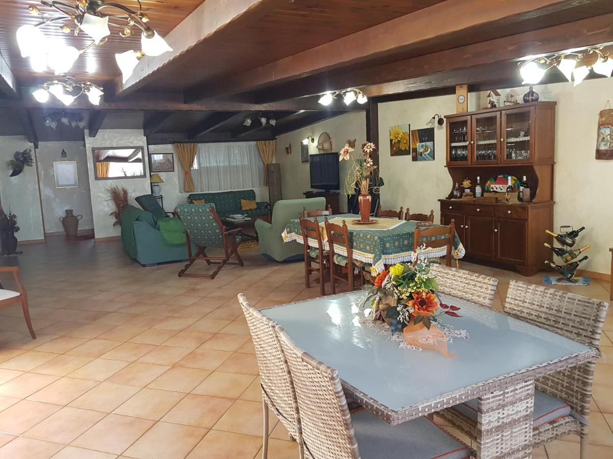 Casa Vacanza Dominique อัลคาโม ภายนอก รูปภาพ